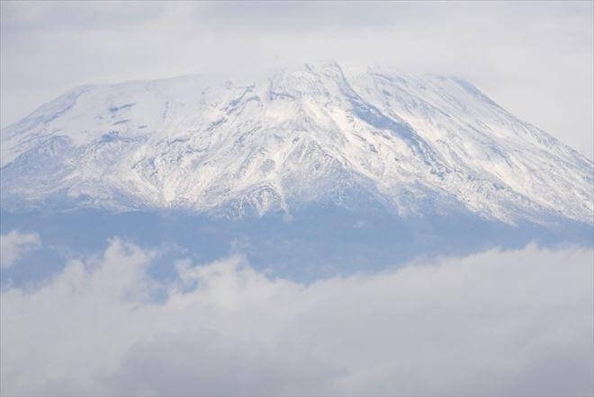 Ağrı Dağına Yılın İlk Karı Düştü